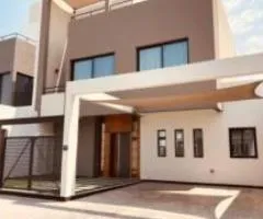 للايجار فيلا بمنطقة سارنص فرش