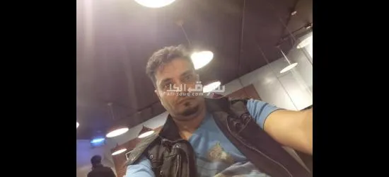 شاب عربي يبحث عن عمل ****ايق
