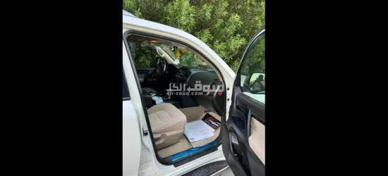 سياره لاندكروزر جي ا**** ار 2010